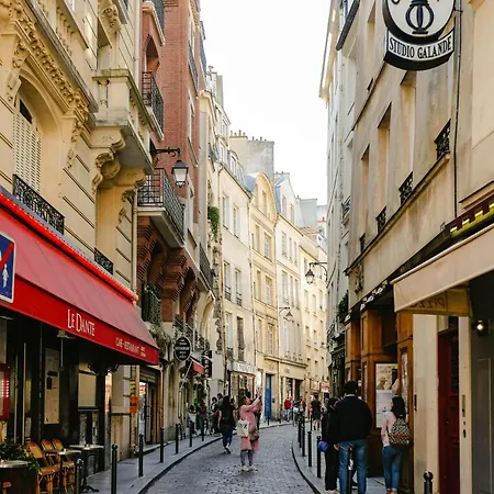La Serenite Parisienne *